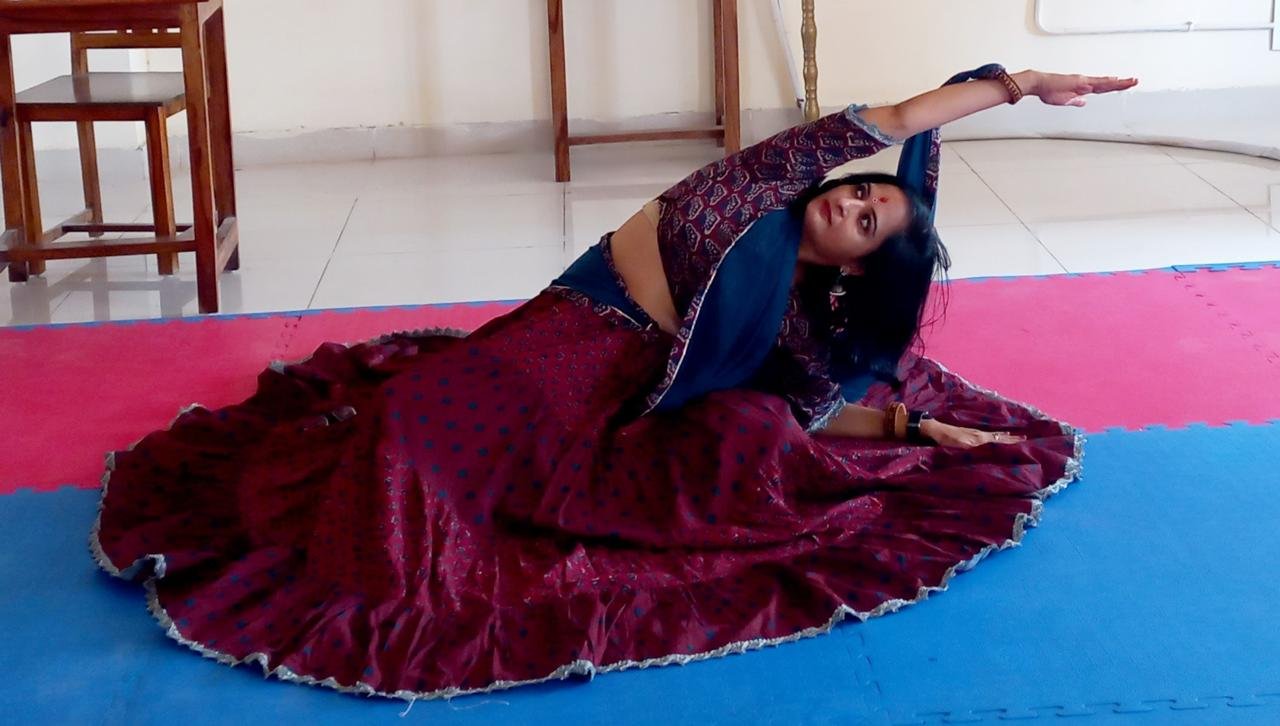 yog sakhi praveena joshi yoga pose 1